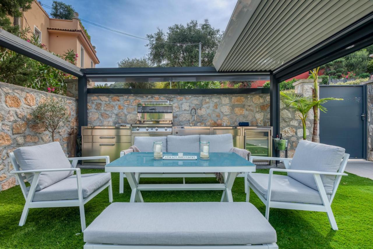 Deluxe Villa Graziella 200 M From The Beach Ез Екстер'єр фото