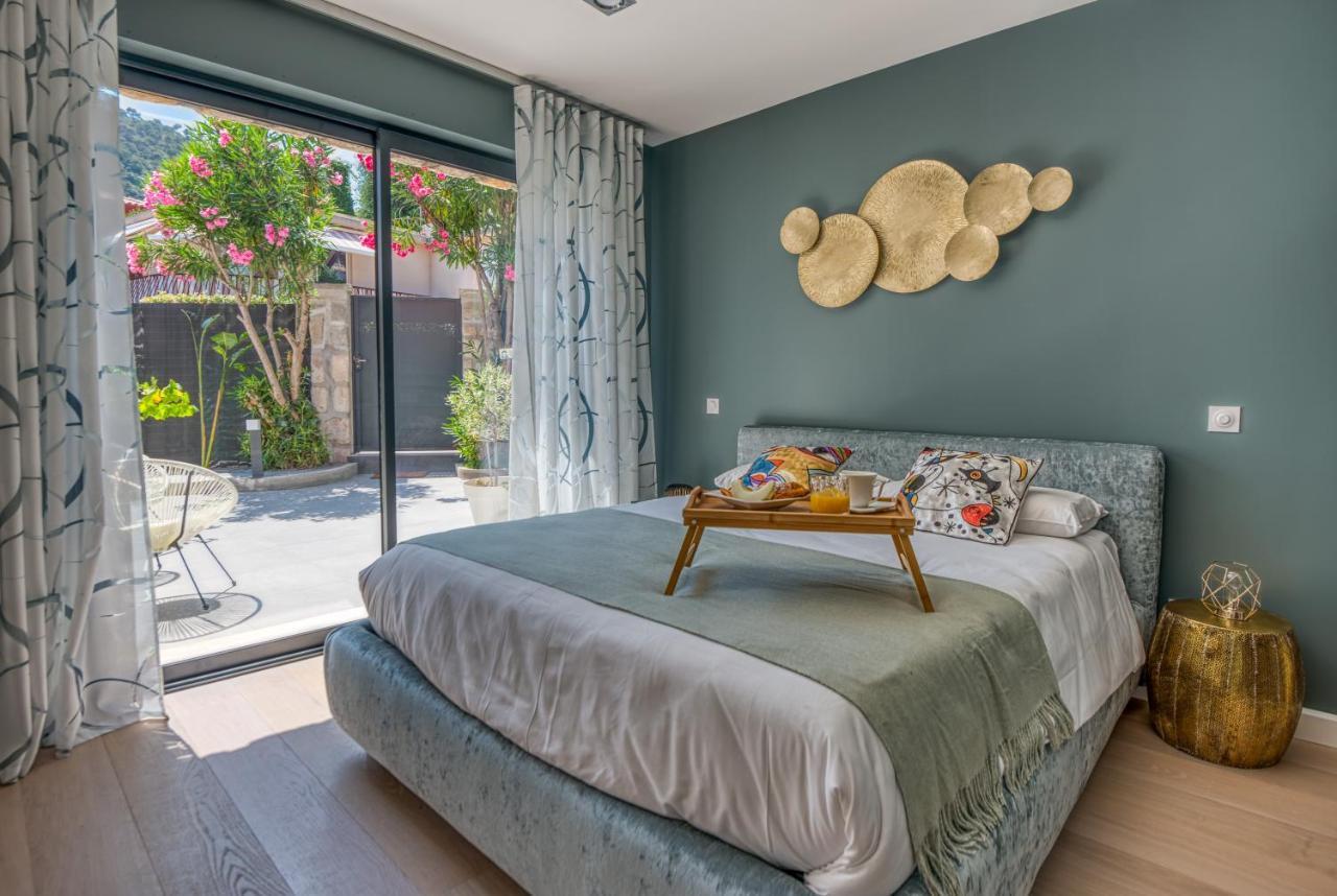 Deluxe Villa Graziella 200 M From The Beach Ез Екстер'єр фото